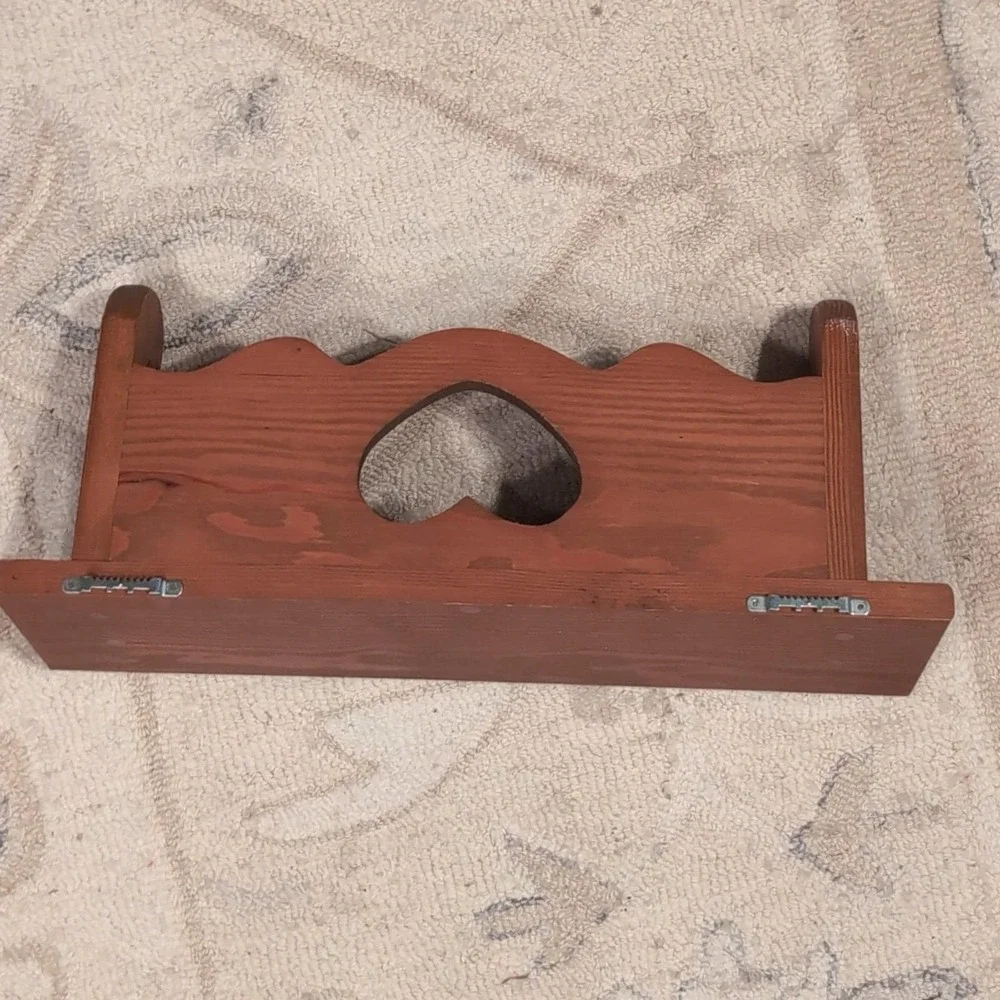 Heart Cutout Wall Shelf Wood Brown 19